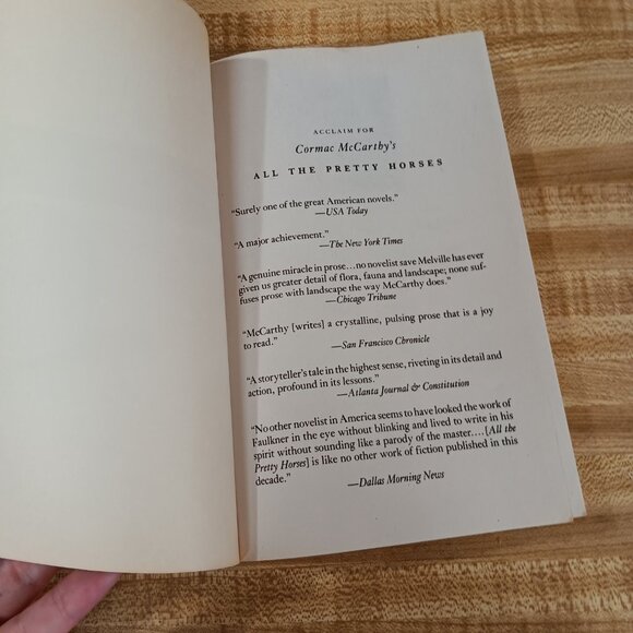 All The Pretty Horses Cormac McCarthy  (Vintage International) (Paperback)  1993 - Picture 6 of 11